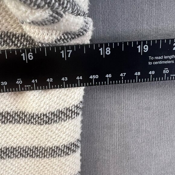 Soft Surroundings Women's Asya Top Striped Knit Sweater Front Pockets Size Small - Picture 4 of 7
